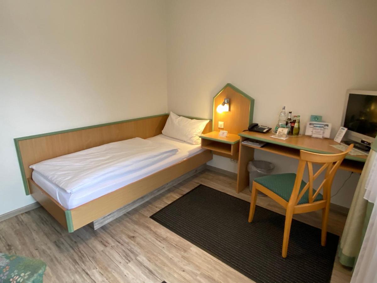 Hotel garni Am Brunnenplatz Gerolstein Eksteriør bilde